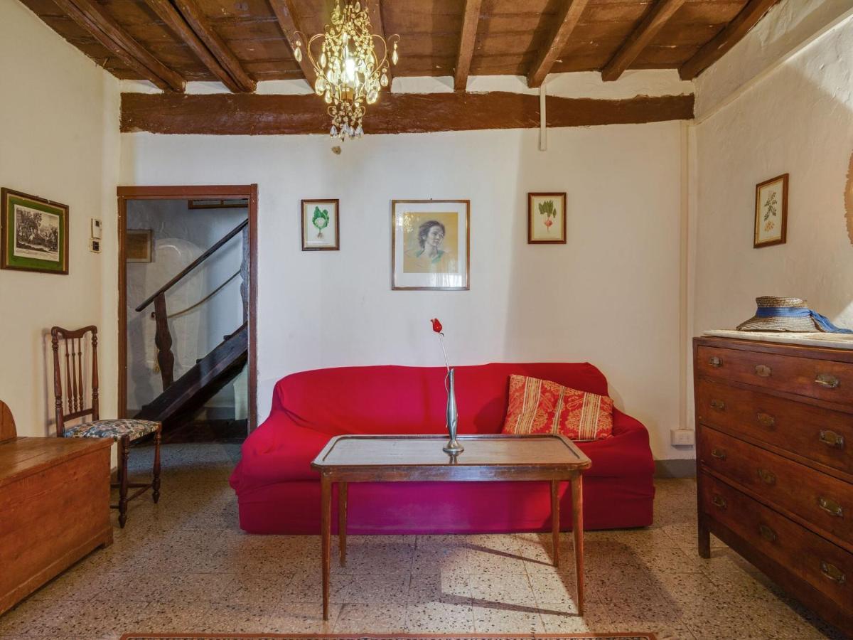 Belvilla By Oyo Flat In Farmhouse With Pool Pian di Scò Dış mekan fotoğraf